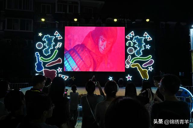 宽窄巷子夏夜“声”动全城 消夏音乐季激活消费新活力