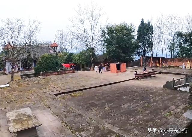 成都龙泉驿海拔最高的寺庙，神秘中透着苍凉，不要门票！