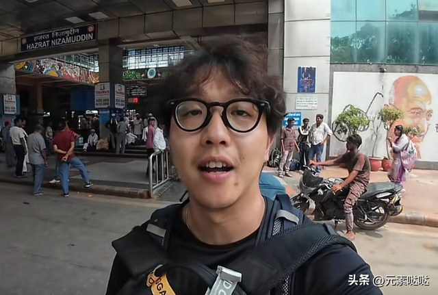 新德里真能跟北京比？博主半天遭遇5个骗子，下雨停地铁边走边窜