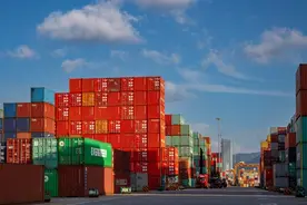 以“稳”战“疯”，中国对美商品征关税125%，不理会美关税新动作图片