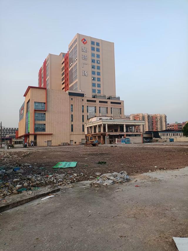 广东再行记之二十七 在广州白云火车站返京的列车上