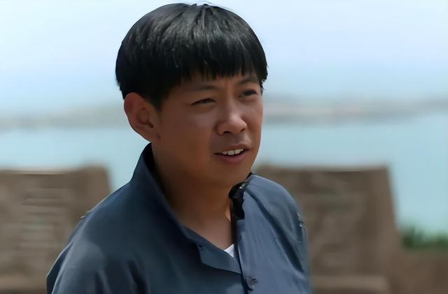 原来《父母爱情》里他们是真夫妻，结婚40年零绯闻，儿子也是导演