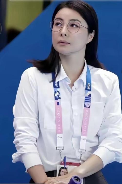 摊牌了！结婚13年，郭晶晶再次迎来喜讯	，原来霍震霆当年没说错