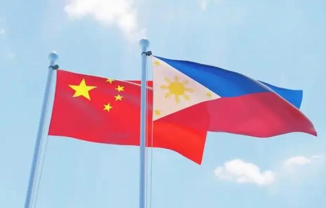 中菲南海船舰又对抗，中国海警毫无意外获胜，还有一个意外惊喜？