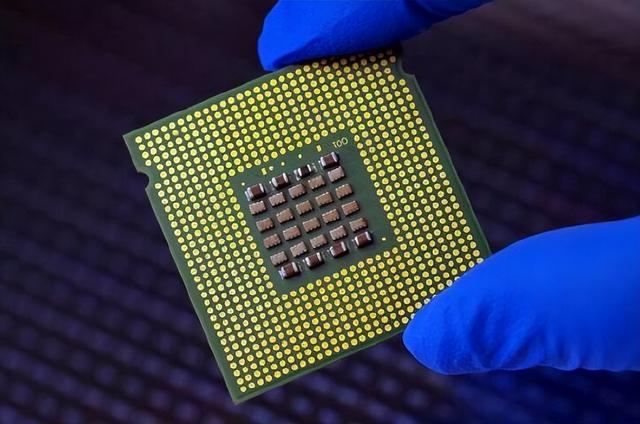 远程锁定、数据回传？英伟达就算认错也没用，雷蒙多承认失败了