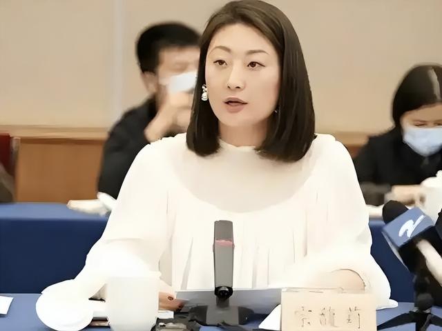 直到宗馥莉智商暴露后，我们才知：宗庆后为女儿能继承多用心良苦