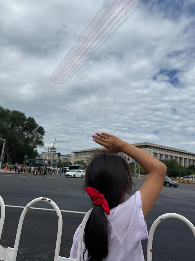 不装了！一口气看完九三大阅兵武器装备！谁说我们一个也不认识？