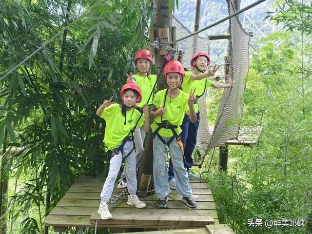 一起去山里过夏天吧！go go go 出发咯~