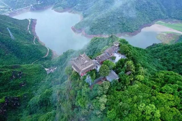 崆峒山初夏限定，赴一场秘境之约