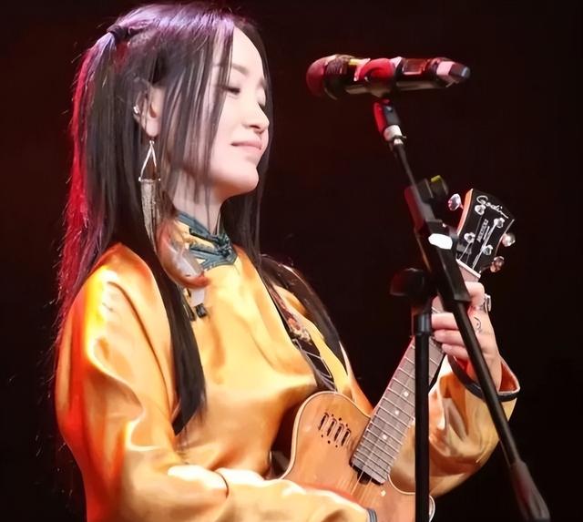 6上春晚，与恩师同居后怀孕，被骗流产	，如今57岁准备孤独终老