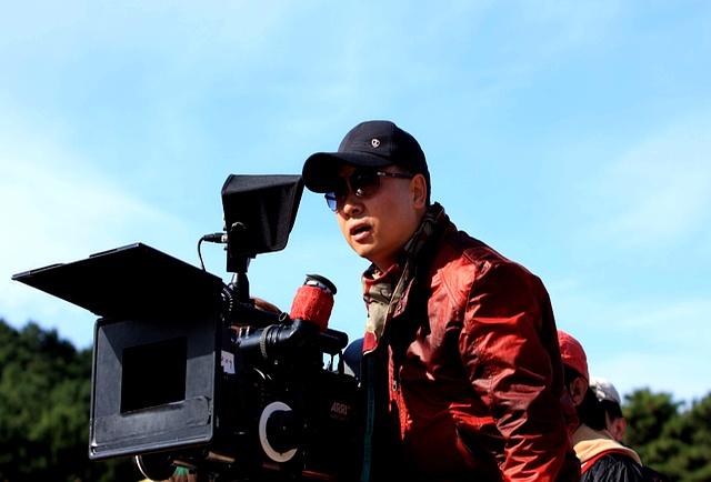 她是中国第一“裸模”，走红后被父亲、老公嫌丢脸，现状令人意外