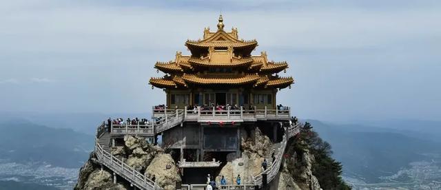 “天下无双圣境，世界第一仙山”的河南洛阳老君山