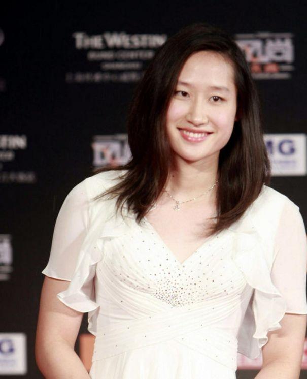 连娶3位徒弟，将奥运冠军变主妇，毁掉队员前途，金炜有多离谱？