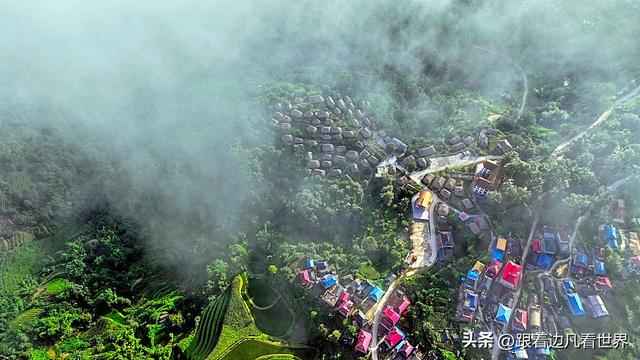 《西双版纳 澜沧行》漫山云雾绕左都，佤寨风情入画来