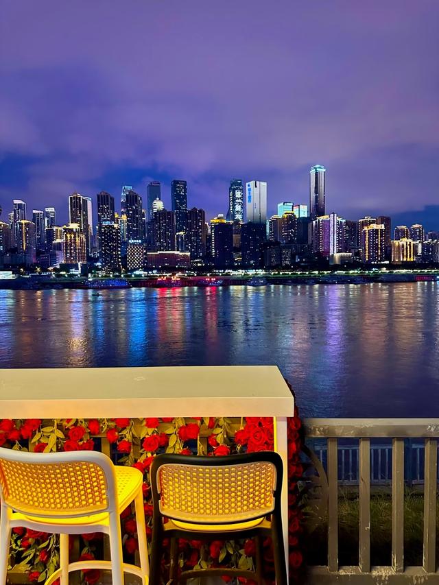 重庆要起飞了！再迎高光时刻,即将代表中国走向世界