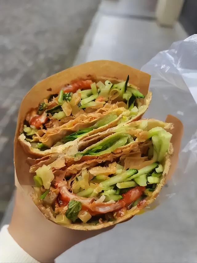 蹲点半月选的铺，日卖200份仍闭店	，天津阿姨的北京创业启示录