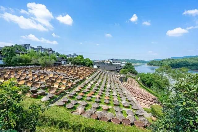 避开人潮！吐血整理15个国庆周边游宝藏地，人少景美耍法多，假期出游看这篇就够！