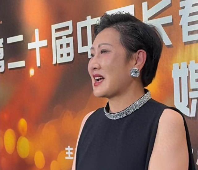 阅兵结束还不到一周，令人担心的事就发生了，3位明星无辜遭殃