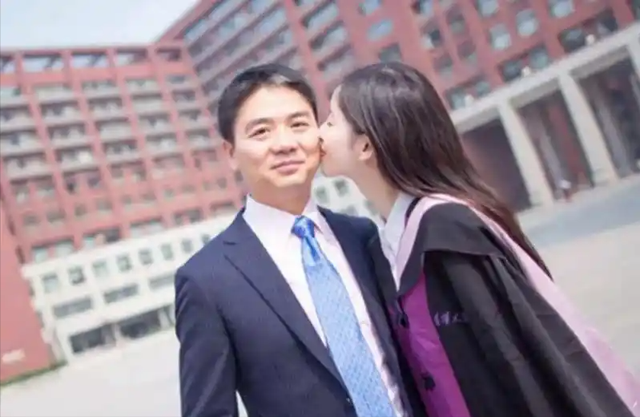 婚变风波48小时后，刘强东不再沉默，坦言“在老婆面前没了自信”