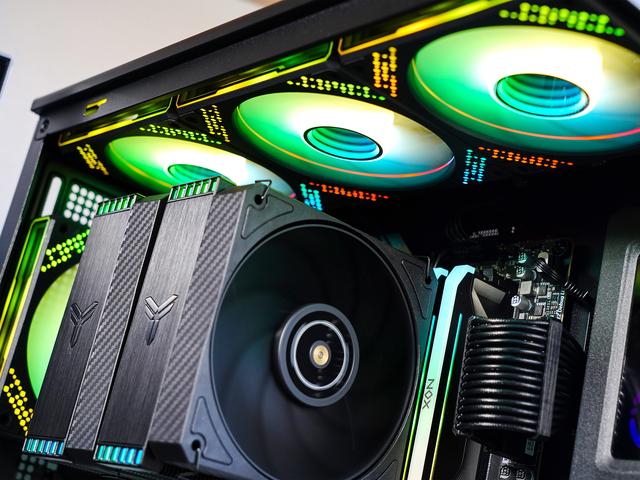 8G显存是原罪，还是光追来背锅？RTX5060金属大师对比评测