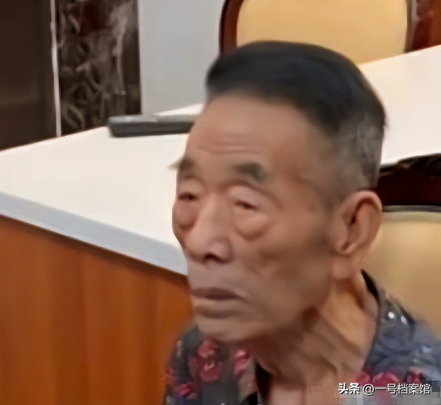 杨少华刚过头七！杨伦住进医院瘦到脱相，杨议满面红光好似没事人