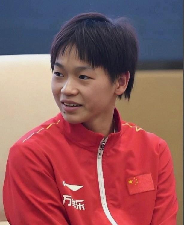 装都不装了！全红婵复出夺冠不到24小时，让人担心的一幕冒出来