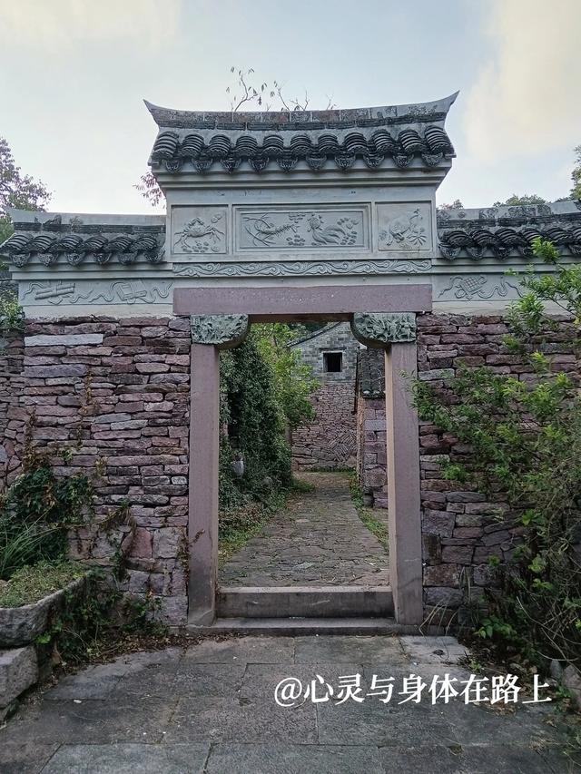 宁波东出发，一天玩转三门七个小众景点，随手一拍就是桌面壁纸。
