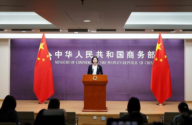 荷兰代表在北京两轮谈判后，当初嚣张跋扈的样子，现在一点都不剩