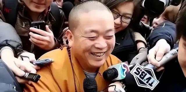 释永信倒台后，老乡才敢说实话，当年他想两三万一户买下整个村