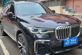 和劳斯莱斯同平台！这辆开了5年的宝马X7报价45万，能买吗？图片