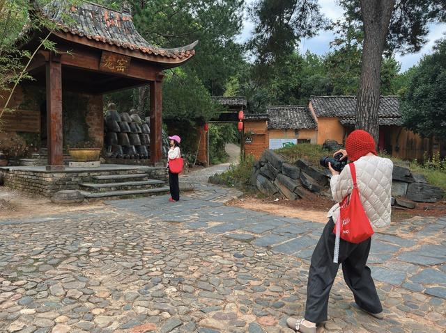 12位小红书博主挖到黄山秋日宝藏！9大私藏站点美到跺脚 | 皖美秋日