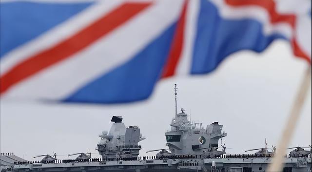 又让张召忠说中了？东拼西凑550亿建的2艘航母，如今彻底成为累赘