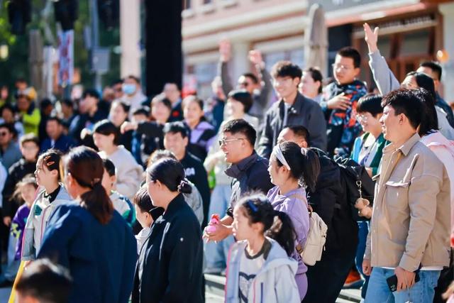 欢乐继续！今天长春这里乐队、巡游齐上阵