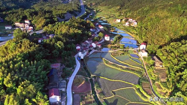 湖南这12条路美出了名,哪条路过你家?