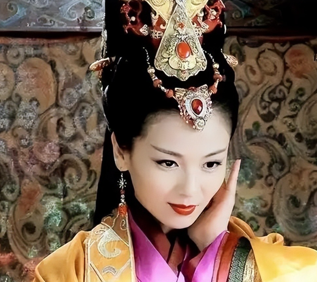 他曾与刘涛同床共枕4年，如今年过六旬依旧未娶	，刘涛直言愧疚