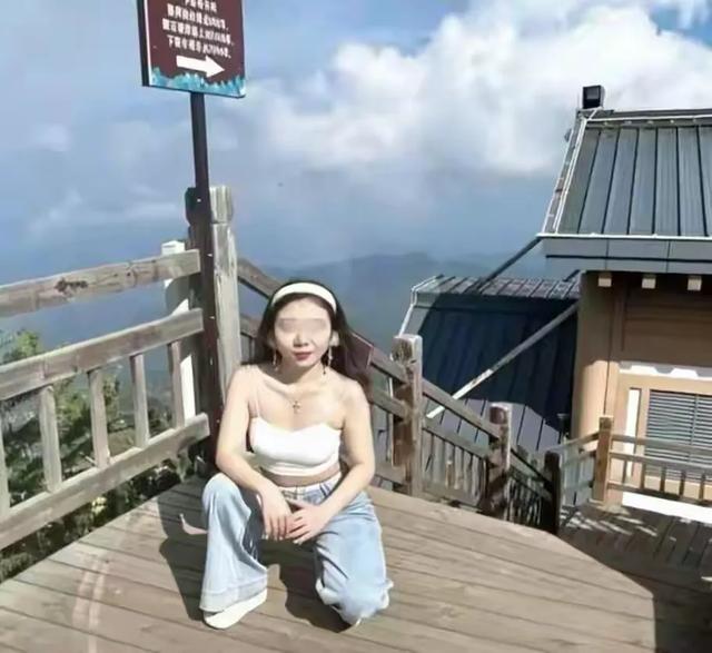 陕西女老师事件升级再曝猛料:吸烟吊带只是冰山一角,疑有多位男友