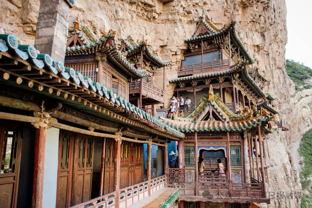经历40余次地震不倒的悬空寺，表面支撑的立柱竟然是个“骗局”
