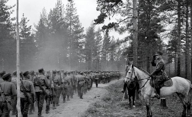 芬兰最北端距海洋仅30公里，但船舶出海却要绕道上千公里