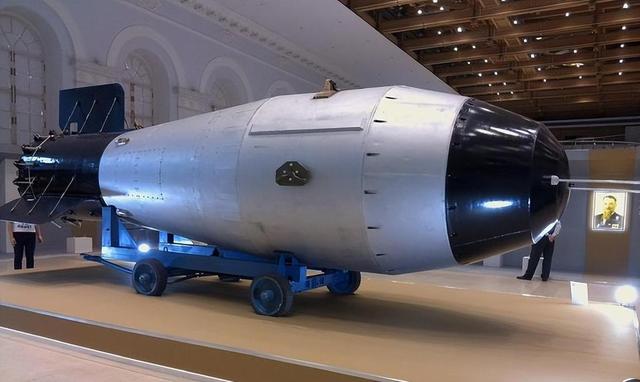 中美刚刚谈完，特朗普向战争部下了一道命令，中方呼吁赶紧停下