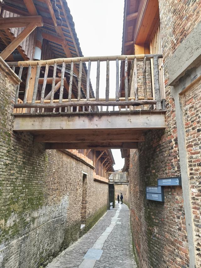 江西五日自由行： 陶阳站 - 到了《二十》(2025·10·30～11·3)