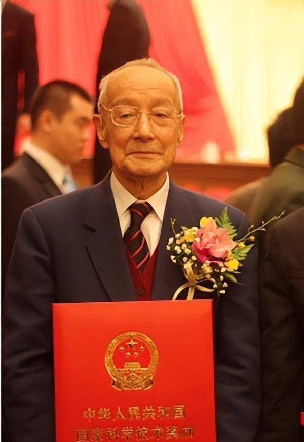 “稀土之父”徐光宪：让中国稀土从“按吨卖”变成“按克算”！