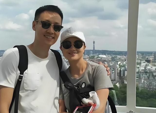 爱妻朱媛媛离世五月后，辛柏青再传来噩讯，原来他仍未走出悲伤