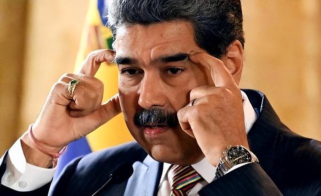 “世界强盗	”名不虚传，美国空降委内瑞拉油轮	，抢走200万桶石油