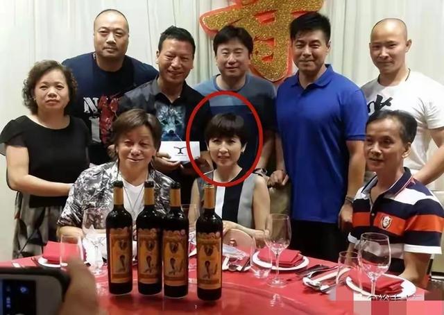 经纪人透露梁小龙去世细节！坚持了7个小时，隐瞒消息原因曝光