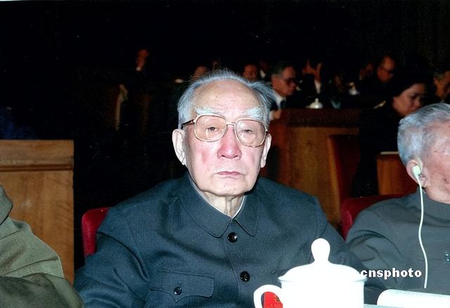 2007年薄一波去世后，子女公开发布声明，澄清了他身上的两大谣言