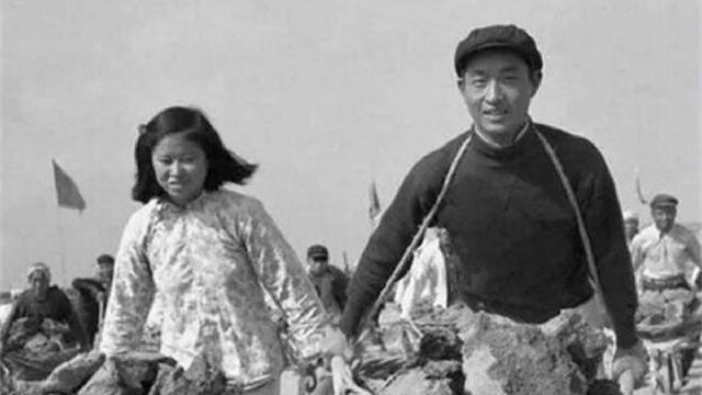 70年代女贪官汤兰英：有2辆自行车，顿顿吃肉，每天穿衣服不重样