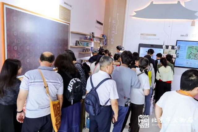 2025服贸会｜不舍再见，明年再会！服贸会文博展区5天解锁 “博物馆新玩法”：看、摸、带、玩一次体验全