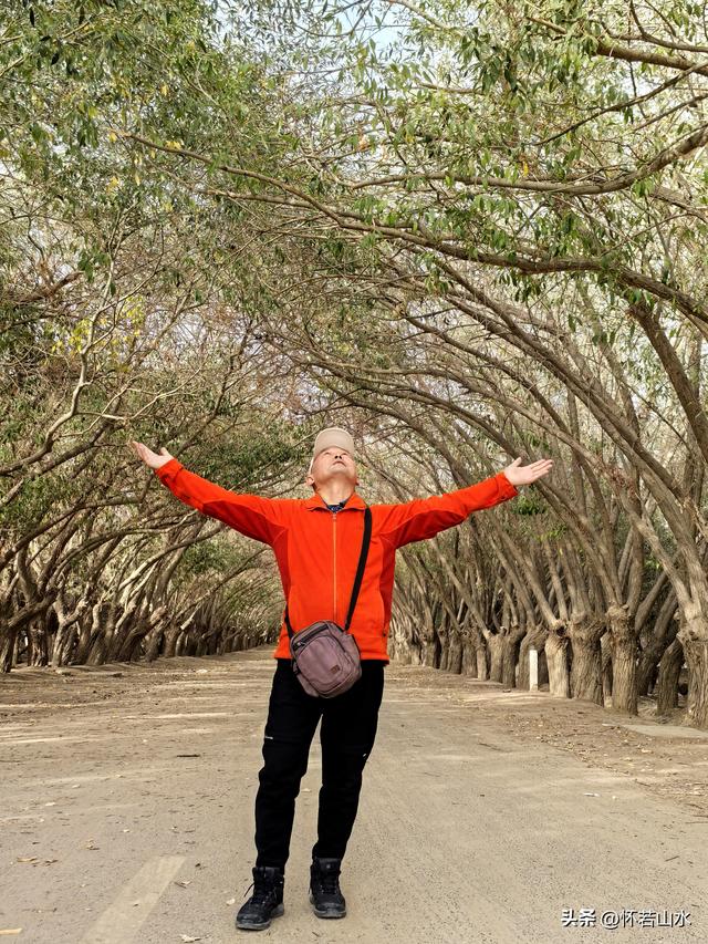 2025环南疆沙漠铁路背包自由行日记(3)---新藏公路零起点叶城打卡