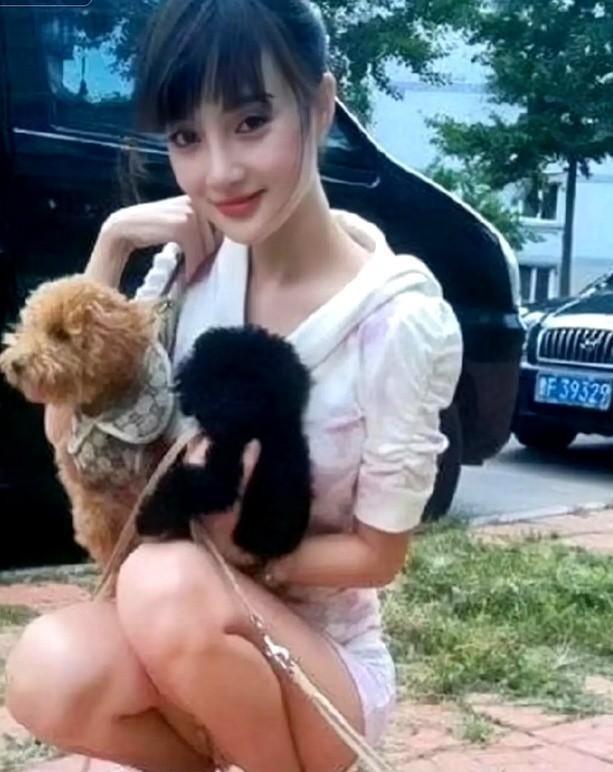 牡丹花下死！做鬼也风流，这一次没人救得了43岁怀二胎的李小璐
