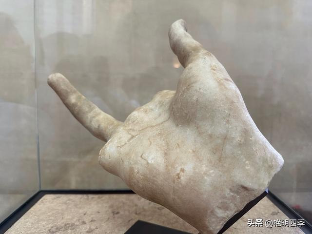 欧游杂记（8）‖ 卢浮宫，让人眼花缭乱而又惊叹不已